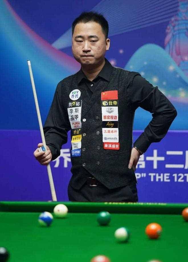 深受广大球 深受广大球